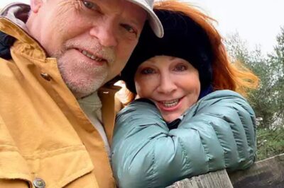 Reba McEntire Says She and Boyfriend Rex Linn ‘Created a Bond Without Being Physical’ Prior to Dating