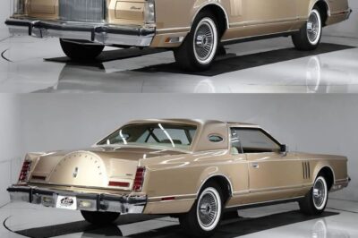 1977 Lincoln Continental Mark V: A timeless symbol of luxury and class!