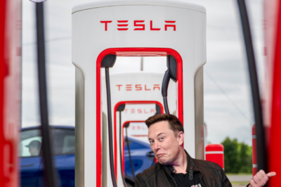 Tesla’s stock has plummeted dramatically, shedding a staggering 54% from its peak in December, resulting in a massive $840 billion loss in market value. As competition in the electric vehicle market intensifies and worries over demand continue to mount, investors are growing increasingly concerned about the company’s future, casting serious doubt on what lies ahead for the once-dominant automaker. The severity of this downturn highlights a critical turning point for Tesla as it faces significant challenges in maintaining its leadership position.