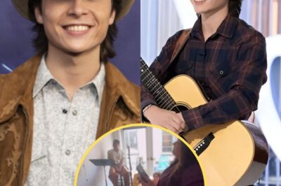 No Rivalry, Just Harmony: John Foster and Fellow Idol Contestants Share a Powerful Backstage Moment